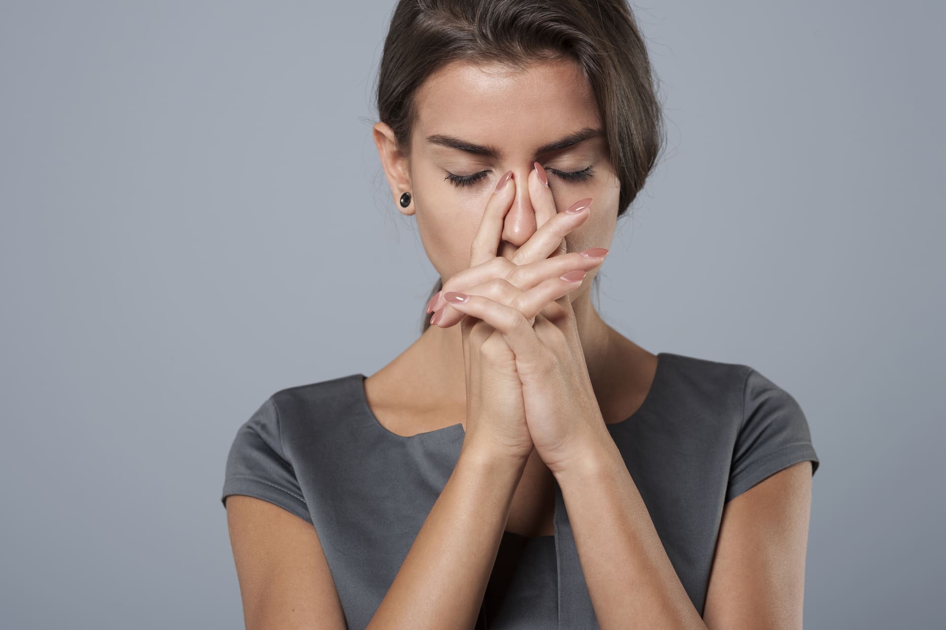 o-trabalho-estressante-na-empresa-exige-muito-sacrificio (1)